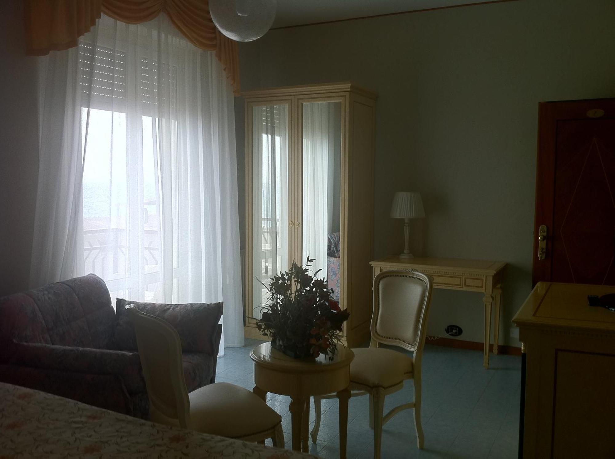 Hotel Lido 4*
