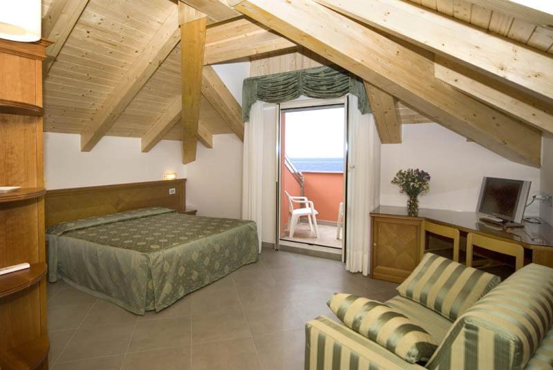 Lido Hotel
